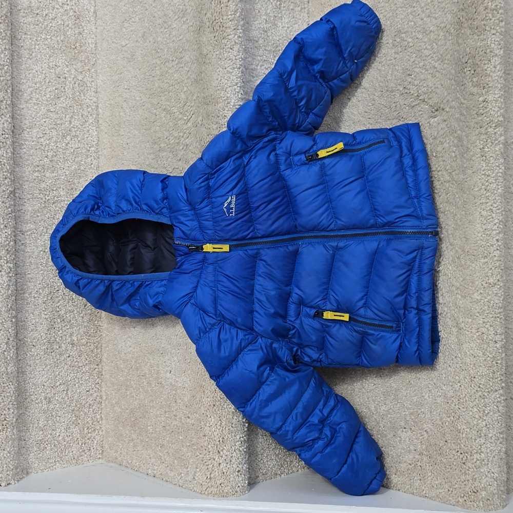 LL Bean Toddler Blue 2T ultralight Down Winter Jacket